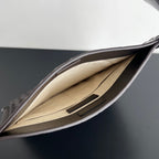 BOTTEGA VENETA LARGE 35 FLAT LOOP IN BLACK CALFSKIN