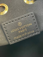 LOUIS VUITTON CANOÉ 20 IN BROWN MONOGRAM CANVAS GOLD HARDWARE