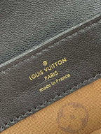 LOUIS VUITTON DAUPHINE SOFT MM 24 IN BLACK SMOOTH LAMBSKIN GOLD HARDWARE