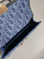 DIOR 21 MONGTAIGNE EAST-WET WITH CHAIN BLUE DENIM OBLIQUE JACQUARD