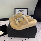 CHANEL THICK-SOLED SLIPPERS IN BEIGE CREAM SHEEP WOOL