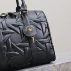 DIOR GROOVE BAG 25 IN BLACK MACROCANNAGE CALFSKIN WITH GOLD HARDWARE