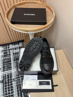 CHANEL OXFORD SHOES IN BLACK TWEED AND CALFSKIN