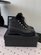 CHANEL ANKLE BOOTS IN BLACK CALFSKIN 971629