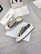 DIOR WALKN 45 BEIGE BLUE OBLIQUE EMBROI-DERY CANVAS