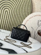 CHANEL VANITY 17 CAVIAR WITH HANDLE IN BLACK CALFSKIN GOLD HARDWARE
