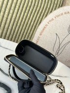 CHANEL VANITY 17 CAVIAR WITH HANDLE IN BLACK CALFSKIN GOLD HARDWARE