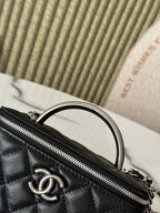 CHANEL 25P VANITY 17 CAVIAR WITH HANDLE METAL IN BLACK CALFSKIN SILVER HARDWARE