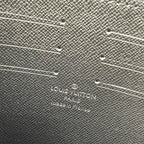 LOUIS VUITTON POCHETTE VOYAGE MM 26 MONOGRAM BLACK CALFSKIN