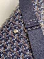 CAPETIEN MESSENGER BAG 39 IN NAVY BLUE GOYARDINE CANVAS AND CALFSKIN