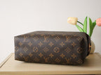 LOUIS VUITTON COSMETIC POUCH GM MONOGRAM 27 CM IN MONOGRAM CALFSKIN