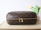LOUIS VUITTON COSMETIC POUCH GM MONOGRAM 27 CM IN MONOGRAM CALFSKIN