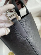 HERMES 25S IN THE LOOP 23 IN BLACK CALFSKIN SILVER HARDWARE TP3