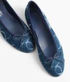 CHANEL BALLET FLATS DARK BLUE WHITE DENIM