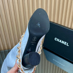 CHANEL 25S KNEE-HIGH HEELED BOOTS 65MM IN WHITE CALFSKIN GOLD HARDWRE