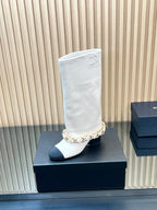 CHANEL 25S HIGH BOOTS 65MM IN WHITE CALFSKIN GOLD HARDWARE