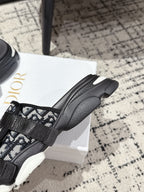 DIOR ADJUSTABLE STRAP SANDALS 25S 50 MM IN BLACK FABRIC MIX CALFSKIN STYLE 4