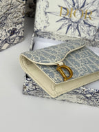DIOR 25S SADDLE JASMINE GUSSET CARD HOLDER 10 IN LIGHT BLUE OBLIQUE JACQUARD CANVAS