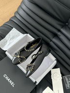 CHANEL BALLET FLATS IN BLACK LAMBSKIN WITH GOLD HARDWARE