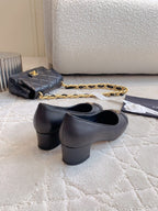 CHANEL PUMP ROUNG TOE IN BLACK SHEEPSKIN