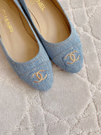 CHANEL BALLET FLATS IN LIGHT BLUE DENIM