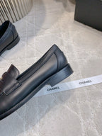 CHANEL 25S MOASINS IN BLACK CALFSKIN GOLD HARDWARE