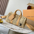 LOUIS VUITTON KEEPALL BANDOULIÈRE 25 IN BEIGE CROCHETED RAFFIA AND CALFSKIN TRIM