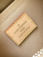 LOUIS VUITTON SPEEDY BANDOULIÈRE 20 IN WHITE MONOGRAM JACQUARD AND BEIGE CALFSKIN TRIM