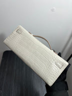 HERMES KELLY CUT 31 IN WHITE SHINNY ALLIGATOR LEATHER WITH GOLD HARDWARE