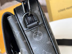 LOUIS VUITTON STEAMER 24 IN BLACK MONOGRAM ECLIPSE CANVAS