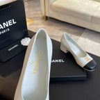 CHANEL PUMP WHITE MIX BLACK CALFSKIN