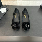 CHANEL BALLET FLATS IN BLACK SUEDE WITH CAMELLIA