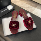CHANEL MID-HEEL 5 CM MULE IN BURGUNDY RED VELVET