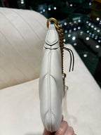 GUCCI SMALL 26 MARMONT BAG IN WHITE CALFSKIN
