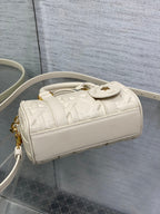 DIOR GROOVE 17 BAG IN WHITE CREAM MACROCANNAGE CALFSKIN WITH GOLD HARDWARE