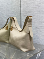 DIOR 25S VOYAGE BAG 34 IN POWDER BEIGE FLAT MACROCANNAGE GRAINED CALFSKIN