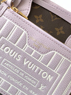 LOUIS VUITTON LV 25S NEVERFULL BANDOULIÈRE INSIDE OUT BB 24 IN LIGHT PURPLE AND BROWN CALFSKIN