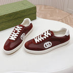 GUCCI SNEAKER WITH INTERLOCKING G IN GARNET RED SUEDE AND MESH