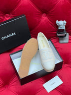 CHANEL WOVEN LOAFERS IN WHITE BEIGE FABRIC