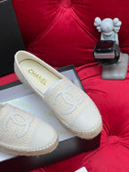 CHANEL WOVEN LOAFERS IN WHITE BEIGE FABRIC