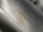 LOUIS VUITTON CAPUCINES SOUPLE GM 38 IN BLACK SMOOTH CALFSKIN GOLD HARDWARE