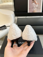 CHANEL MARY JANE IN WHITE TWEED AND BLACK SATIN