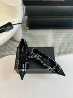 CHANEL MARY JANE IN BLACK MIX WHITE WOOL TWEED