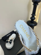 CHANEL PLATFORM FLIP-FLOPS IN WHITE TWEED FABRIC