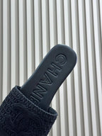 CHANEL WOVEN SLIPPERS BLACK COWHIDE SOLE