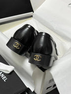 CHANEL LOAFER BLACK CALFSKIN WITH META LOGO