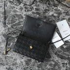 BOTTEGA VENETA 25S ANDIAMO POUCH 19 IN BLACK CALFSKIN GOLD HARDWARE