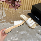 CHANEL PLATFORM SLIPPERS IN WHITE TWEED AND LAMBSKIN
