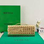 BOTTEGA VENETA Long Clutch Andiamo 31 Gold Metalic Leather Ghw