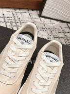 CHANEL SNEAKER IN BISQUE BEIGE HAND-POLISHED CALFSKIN 977827